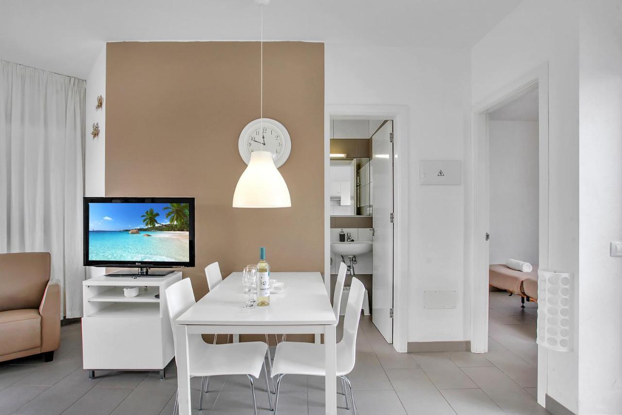 Mar Azul Corralejo- Adults Only Apartment Exterior photo